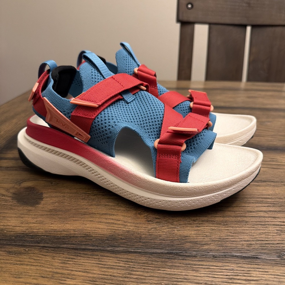 Teva Aventrail Sandals Womens 9 Red Blue White Knit Hiking Trail …G4